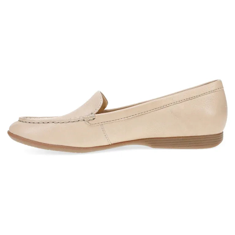 Lorri - Sand Tumbled - Becker's Best Shoes- Dansko