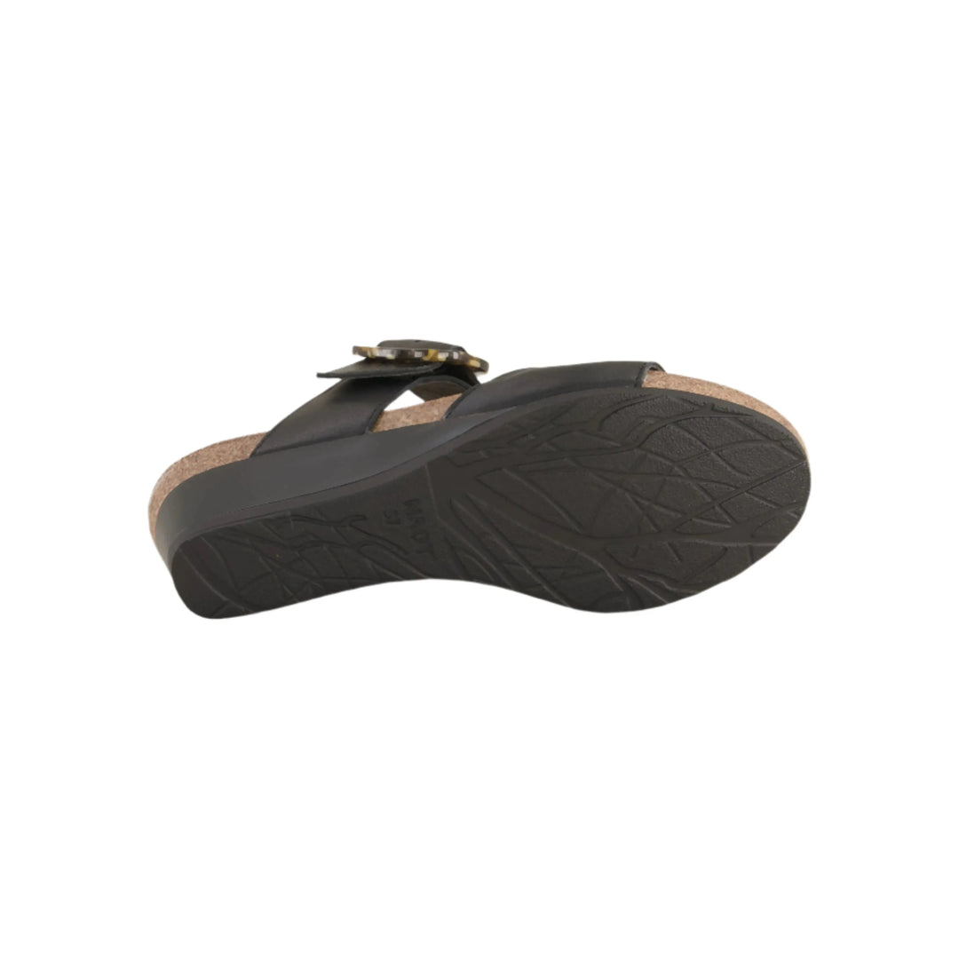 Kingdom Sandals - Jet Black - Becker's Best Shoes- Naot