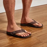 Tuahine Men's Leather Beach Sandals - Dark Wood OluKai