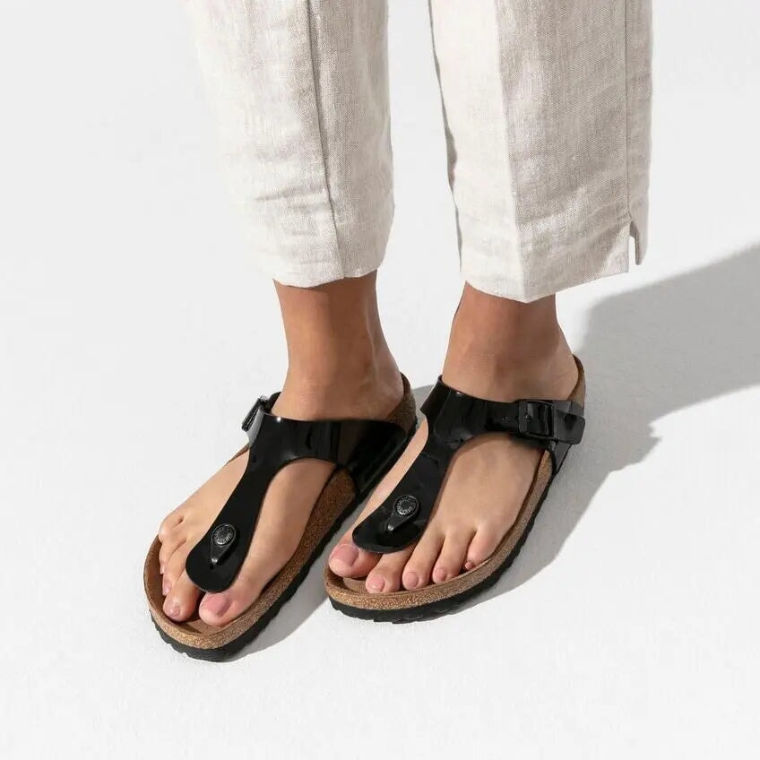 Regular Gizeh - Black Paten Birkenstock